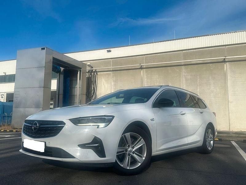 Gebraucht Opel Insignia 174 PS (127 kW) 2022 Weiß Limousine