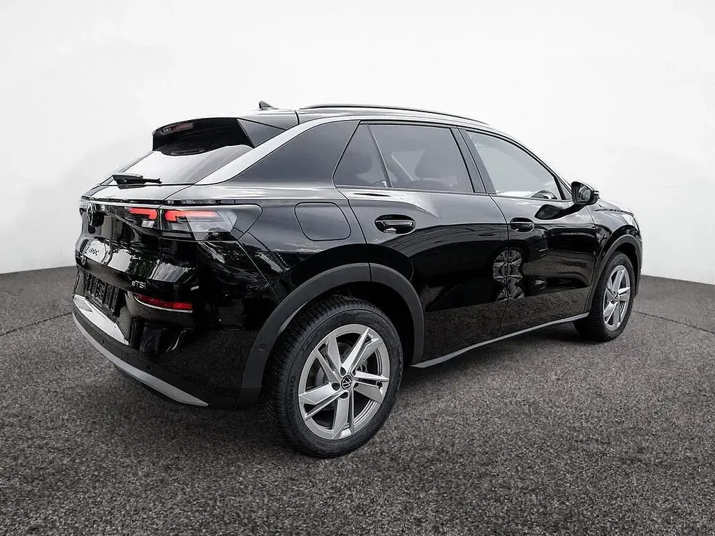 Neu VW T-Roc Life 150 PS (110 kW) 2026 Grenadillschwarz SUV