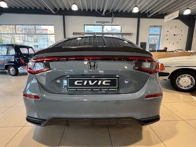 Gebraucht Honda Civic Advance 143 PS (105 kW) 2023 Grau Limousine