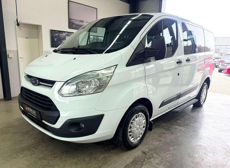 Gebraucht Ford Tourneo Trend 125 PS (91 kW) 2013 Weiß Van / Kleinbus