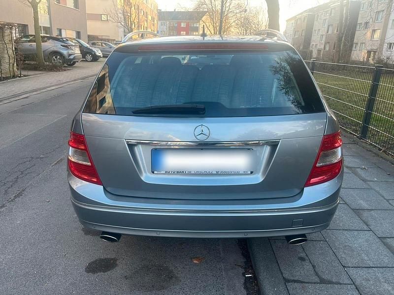 Gebraucht Mercedes C230 Elegance 204 PS (150 kW) 2009 Grau Kombi