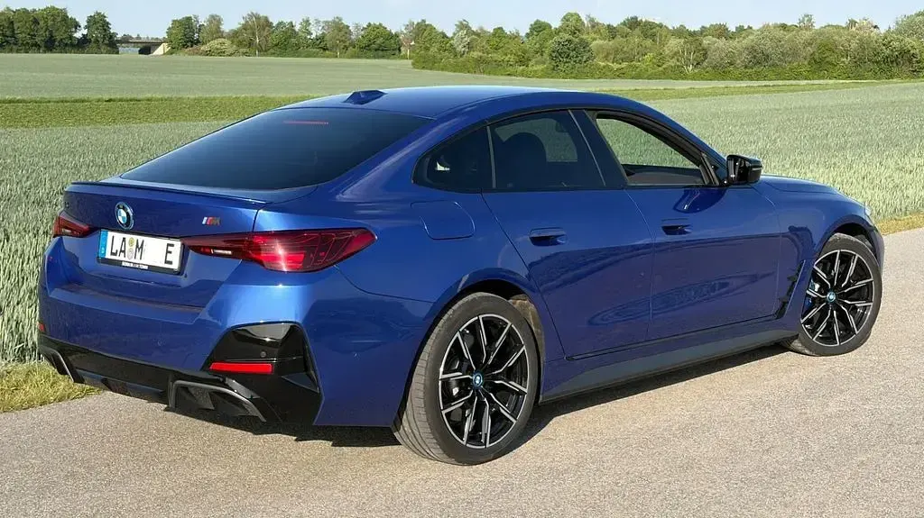 Gebraucht BMW i4 Performance 400 kW (544 PS) 2024 Blau Limousine