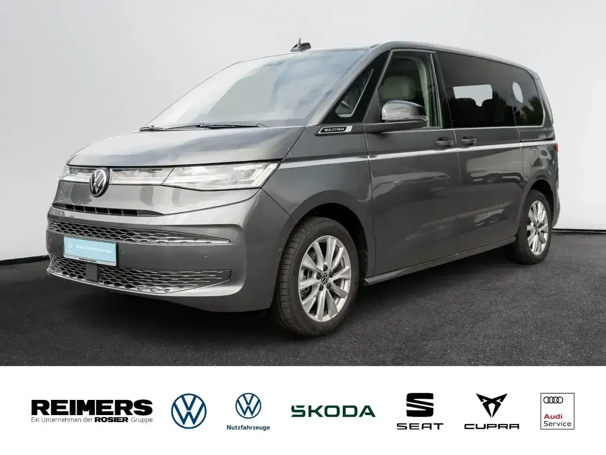Gebraucht VW Multivan Style 110 PS (80 kW) 2025 Van / Kleinbus