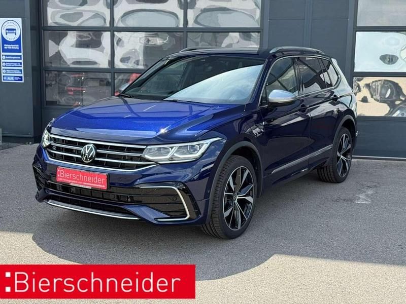 Blau Gebraucht 2024 VW Tiguan Allspace R-line SUV | 47.450 € (Etwas zu teuer) - Bild 1/4
