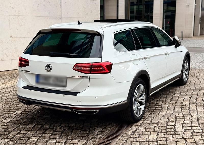 Gebraucht VW Passat Alltrack 190 PS (139 kW) 2016 Weiß Kombi