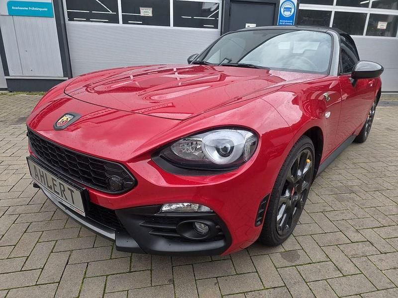 Gebraucht Abarth 124 Spider 170 PS (125 kW) 2017 Rot Cabrio