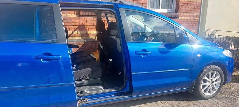 Second-hand Mazda 5 140 CP (102 kW) 2009 Albastru Monovolum