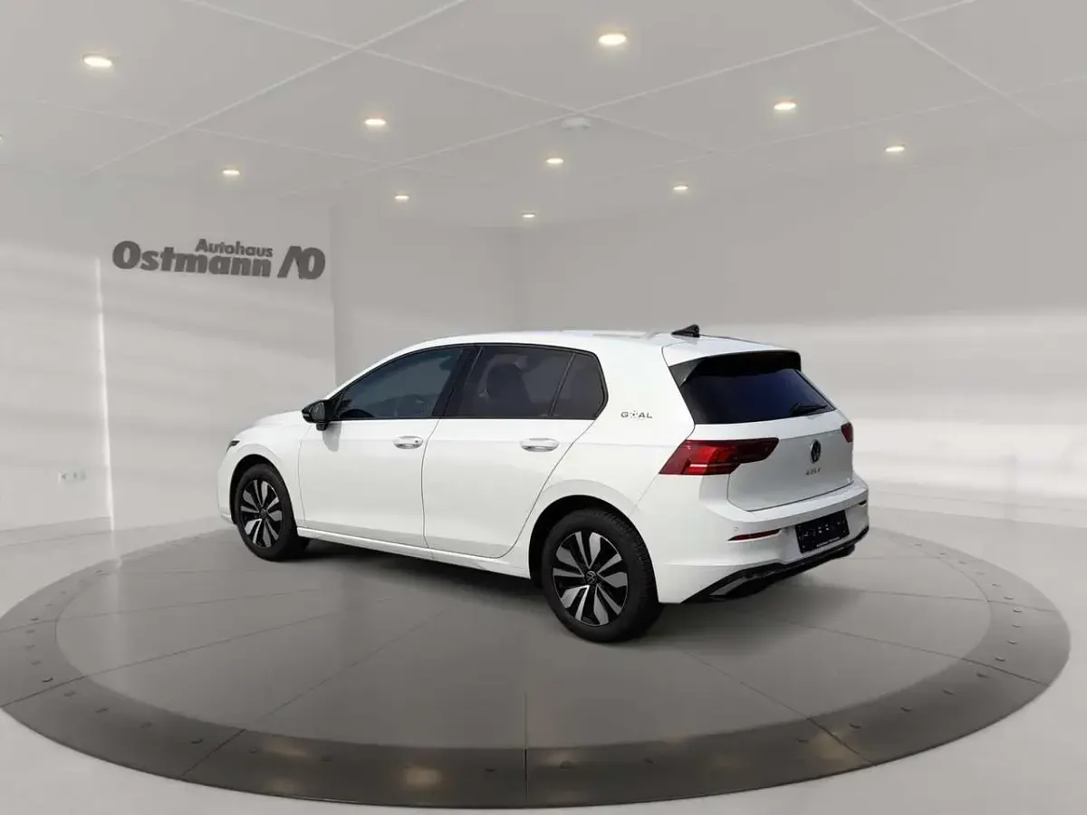Gebraucht VW Golf VIII Goal 116 PS (85 kW) 2025 Pure white Limousine
