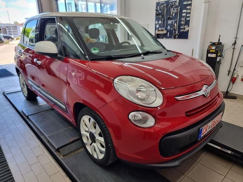 Rot Gebraucht 2013 Fiat 500L Pop Star Van / Kleinbus | 2.650 € (Superpreis) - Bild 1/1