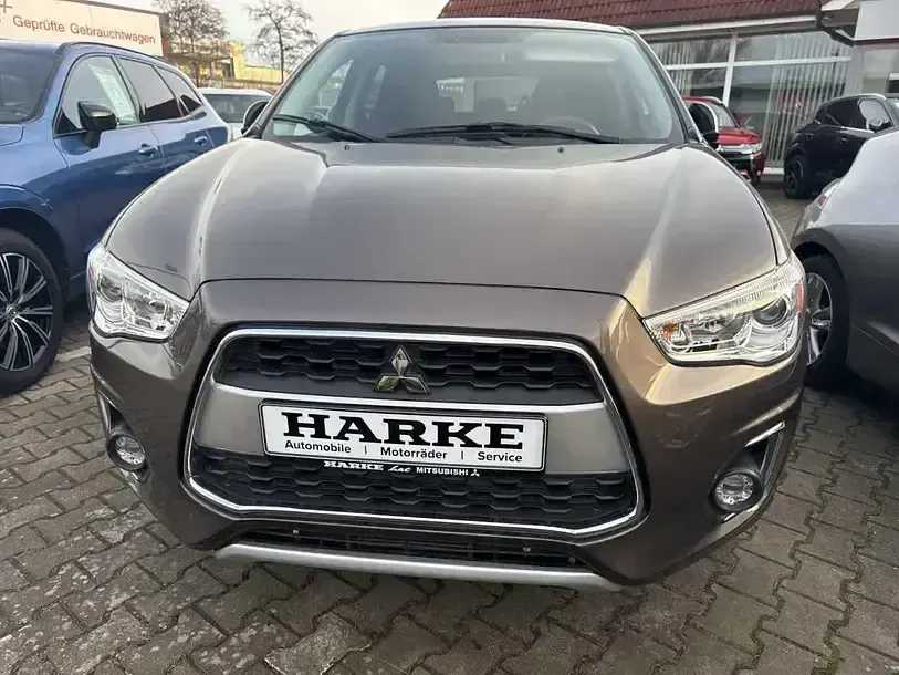Gebraucht Mitsubishi ASX Diamant Edition 150 PS (110 kW) 2014 Granit brown met. (metallic) SUV