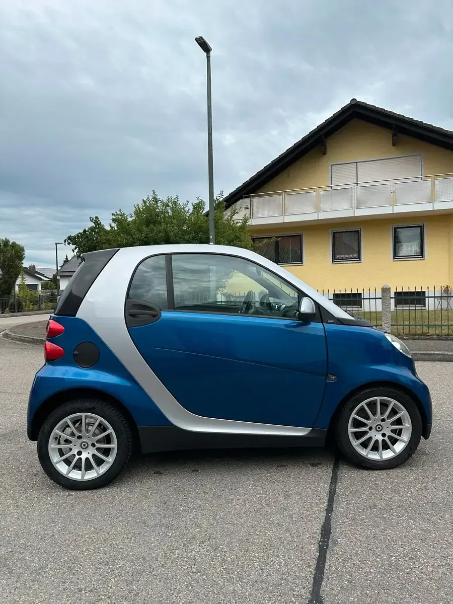 Gebraucht Smart ForTwo Coupé 70 PS (51 kW) 2008 Blau Coupé