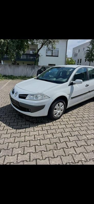 Używany Renault Mégane 111 KM (81 kW) 2009 Biały Sedan/Limuzyna