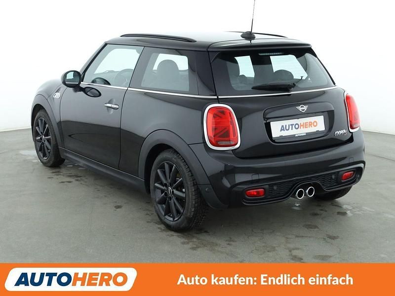 Gebraucht Mini Cooper S 192 PS (141 kW) 2020 Schwarz Kleinwagen