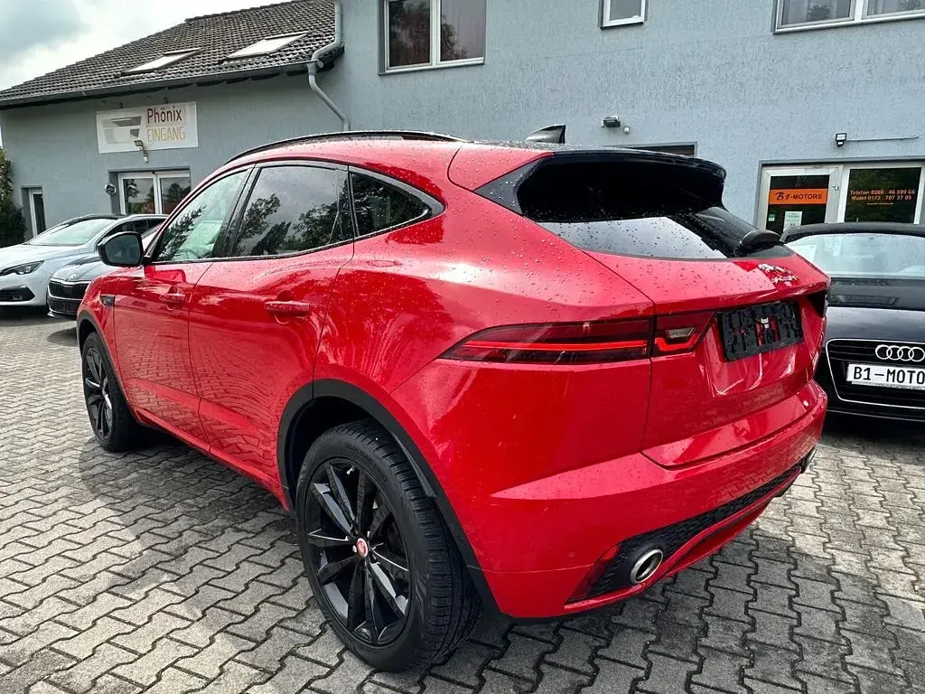 Gebraucht Jaguar E-Pace R-Dynamic 179 PS (131 kW) 2019 Rot SUV