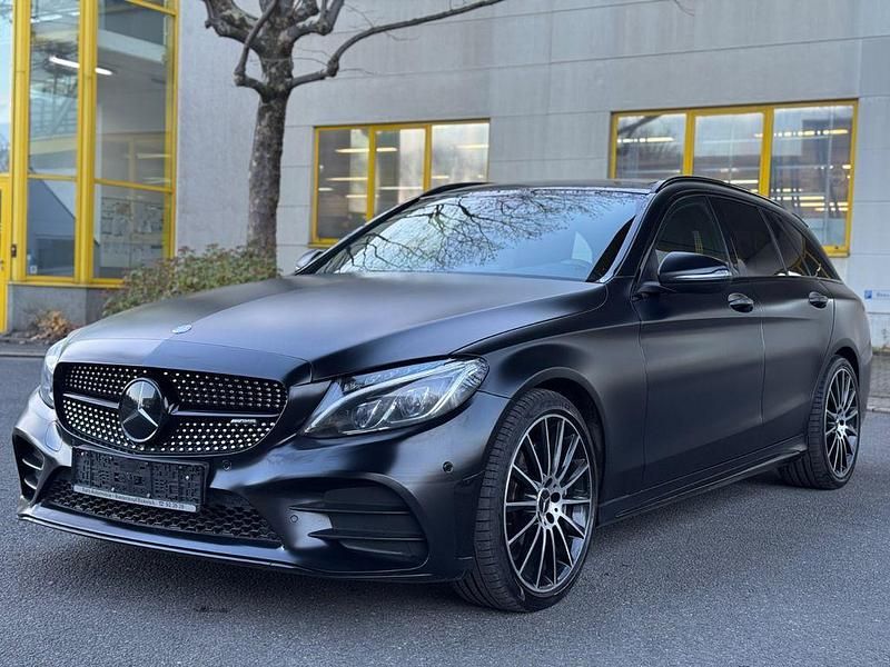Schwarz Gebraucht 2016 Mercedes C43 AMG AMG Limousine | 29.990 € (Fairer Preis) - Bild 1/4