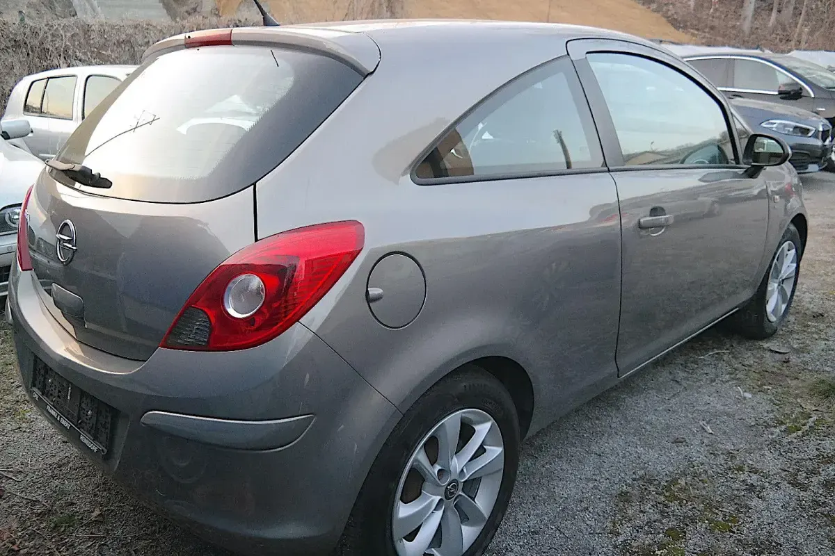 Second-hand Opel Corsa Energy 87 CP (63 kW) 2014 Gri Hatchback