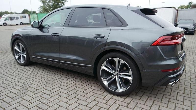 Gebraucht Audi SQ8 Sport 435 PS (319 kW) 2020 Daytonagrau perleffekt SUV