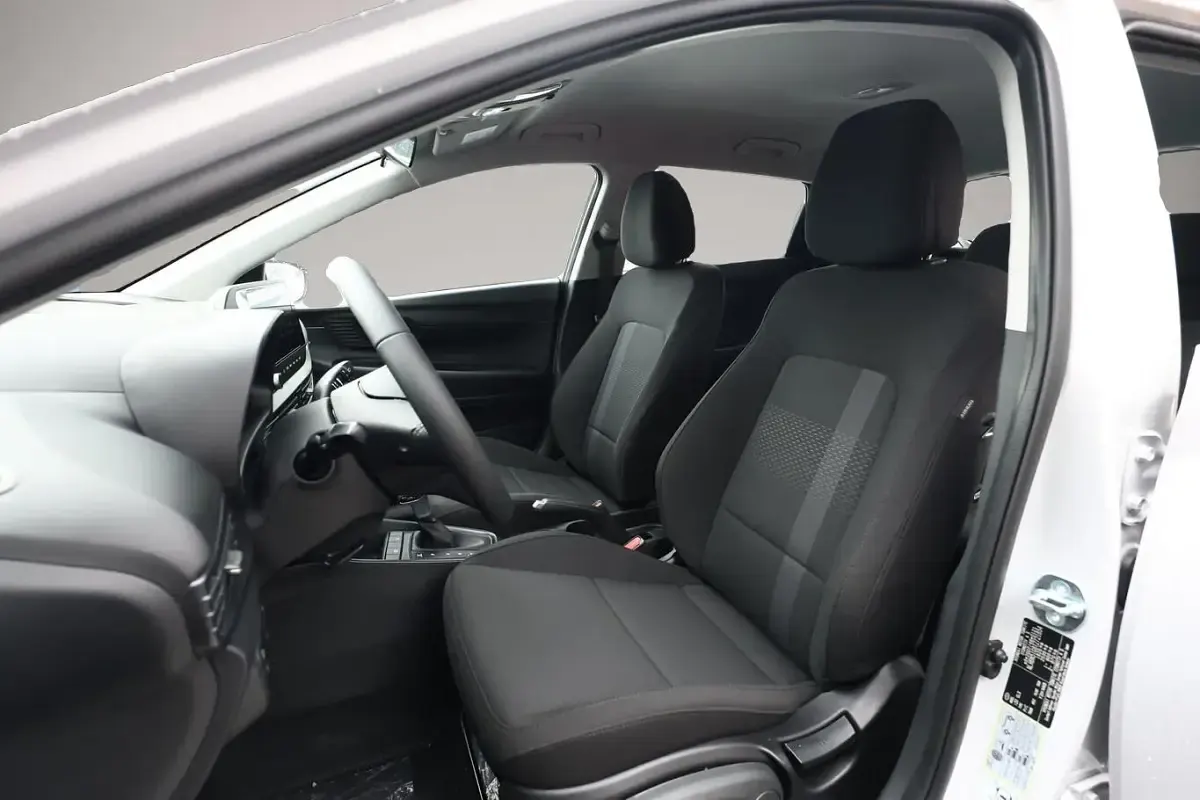 Neu Hyundai i20 Select 90 PS (66 kW) 2026 Manufacturer Kleinwagen