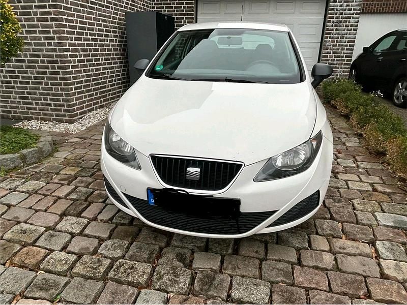 Gebraucht Seat Ibiza 60 PS (44 kW) 2011 Weiß Kleinwagen