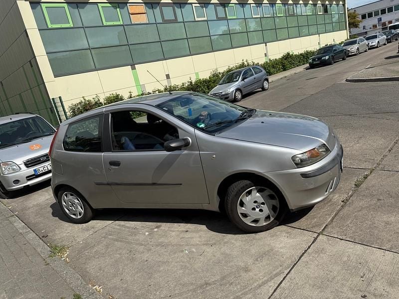 Blau Gebraucht 2000 Fiat Punto Kleinwagen | 1.699 € (Fairer Preis) - Bild 1/4