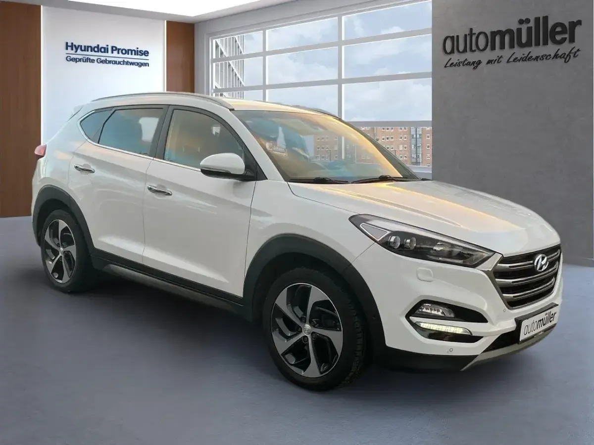Gebraucht Hyundai Tucson Premium 177 PS (130 kW) 2017 Weiß SUV