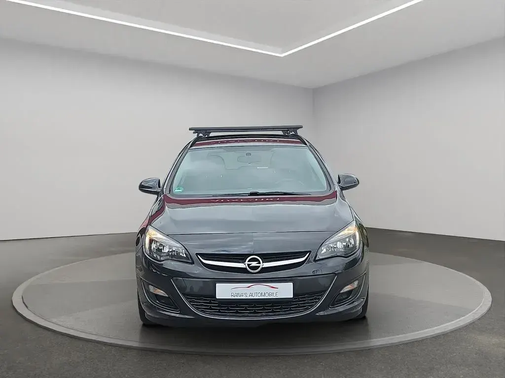 Gebraucht Opel Astra Active 140 PS (102 kW) 2013 Schwarz Kombi