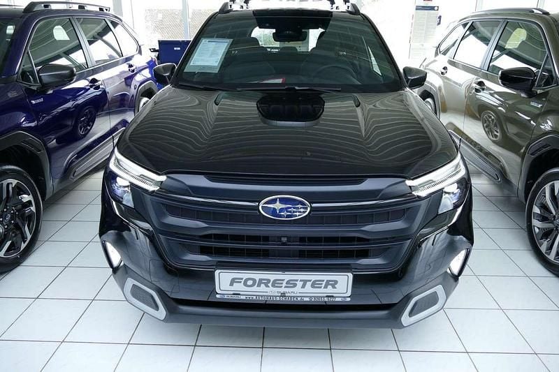 Neu Subaru Forester 136 PS (100 kW) 2026 Crystal black silica SUV