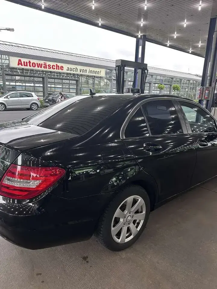 Gebraucht Mercedes C220 Avantgarde 136 PS (100 kW) 2012 Limousine