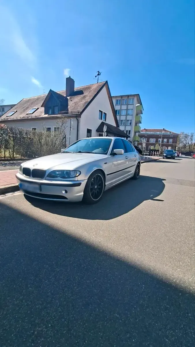 Usata BMW 325 191 CV (140 kW) 2003 Argento Berlina