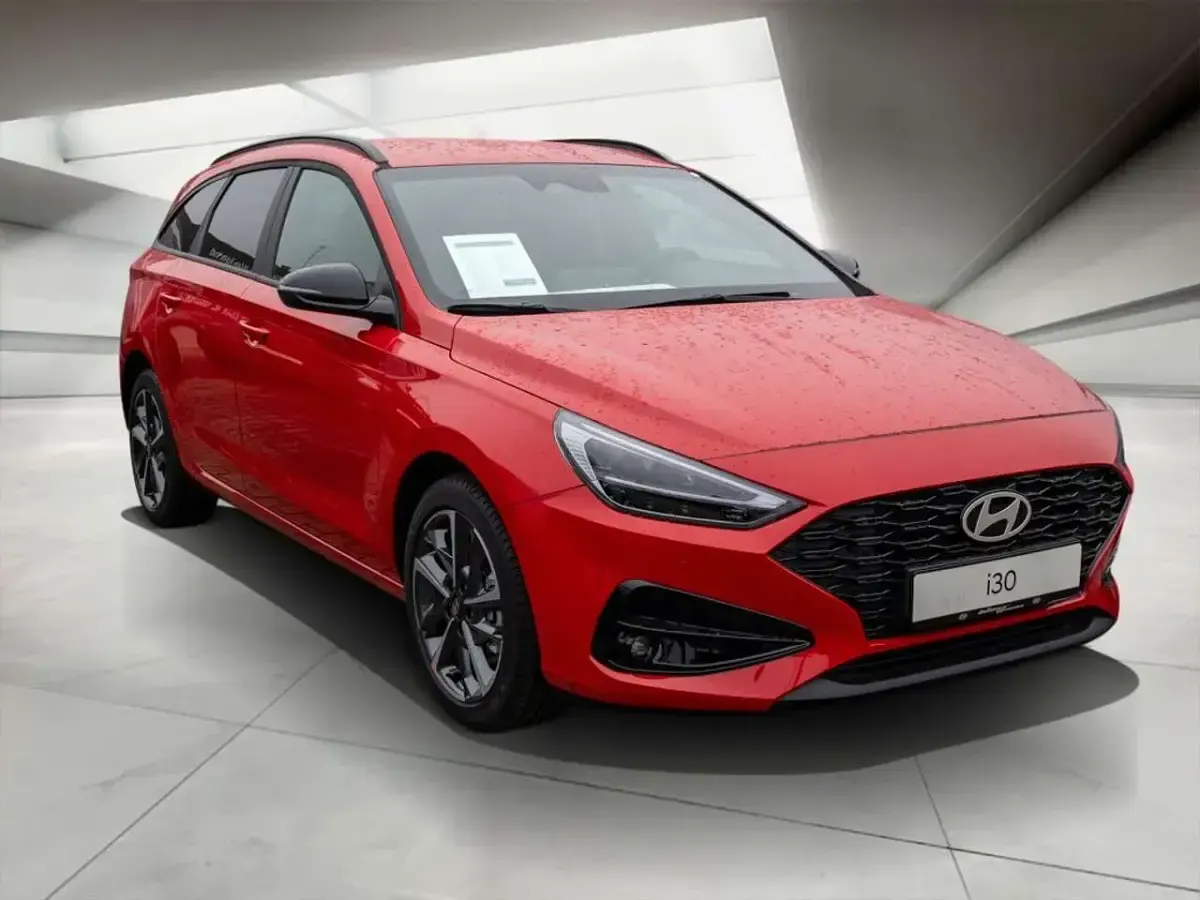 Usata Hyundai i30 Advantage 140 CV (102 kW) 2025 Rosso Station wagon