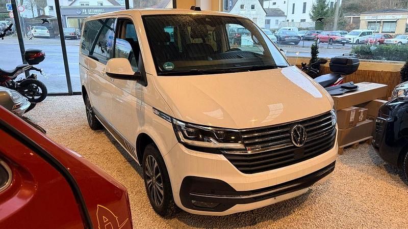 Gebraucht VW Multivan Generation Six 204 PS (150 kW) 2022 Candyweiss Van
