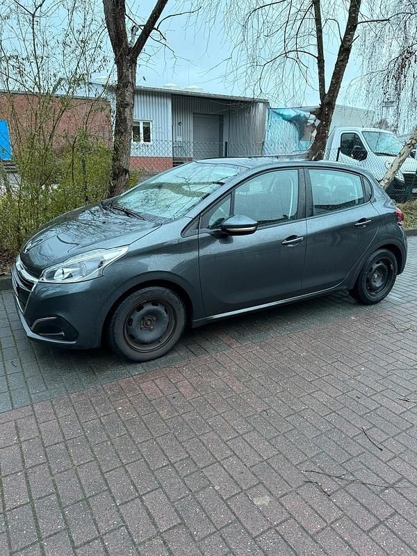 Gebraucht Peugeot 208 82 PS (60 kW) 2017 Grau Kleinwagen