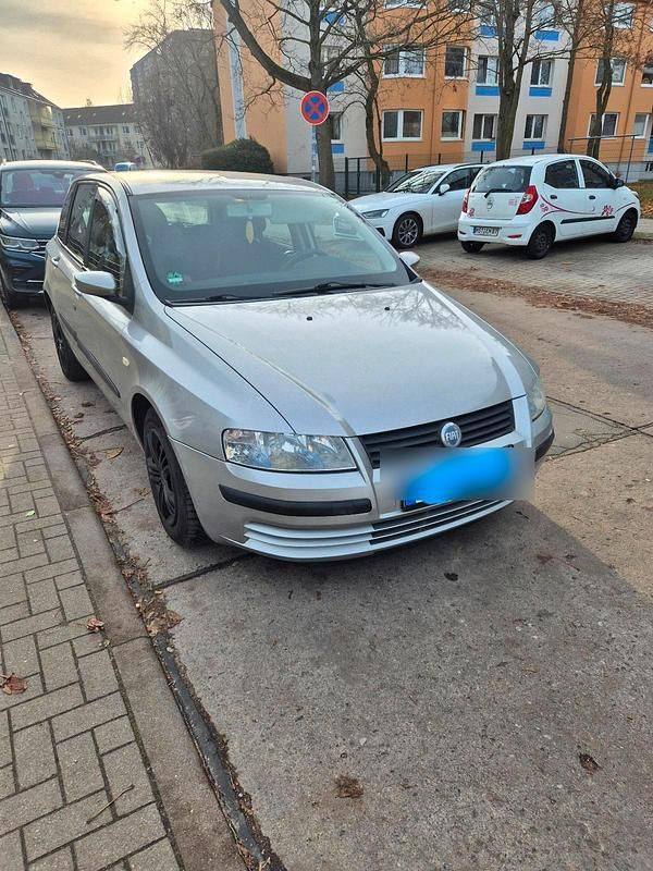 Silber Gebraucht 2003 Fiat Stilo Kleinwagen | 1.199 € - Bild 1/4