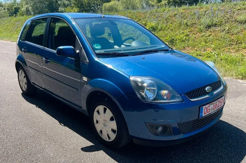 Gebraucht Ford Fiesta Style 69 PS (50 kW) 2007 Blau Kleinwagen