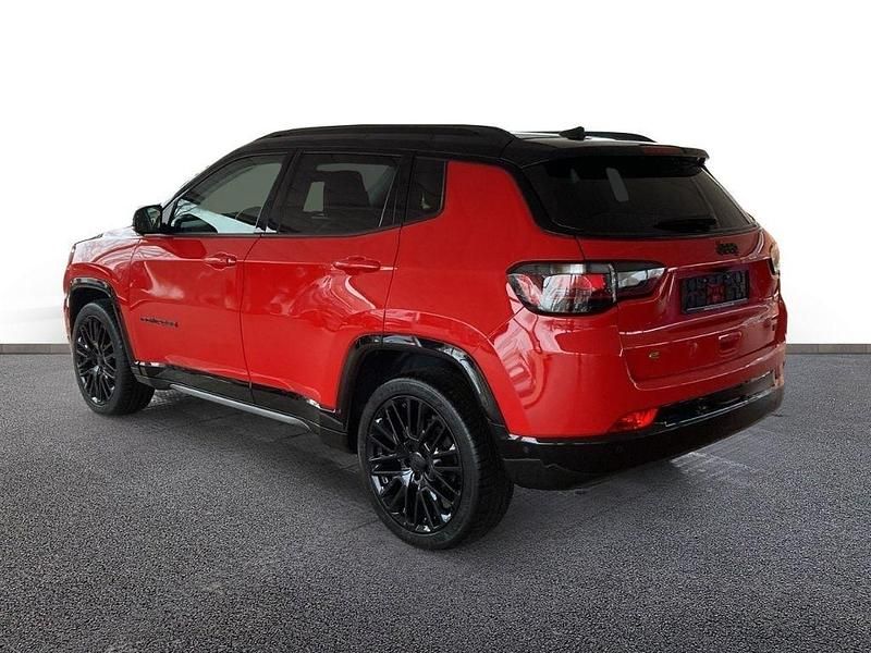 Gebraucht Jeep Compass 131 PS (96 kW) 2024 Colorado red (vr176) SUV