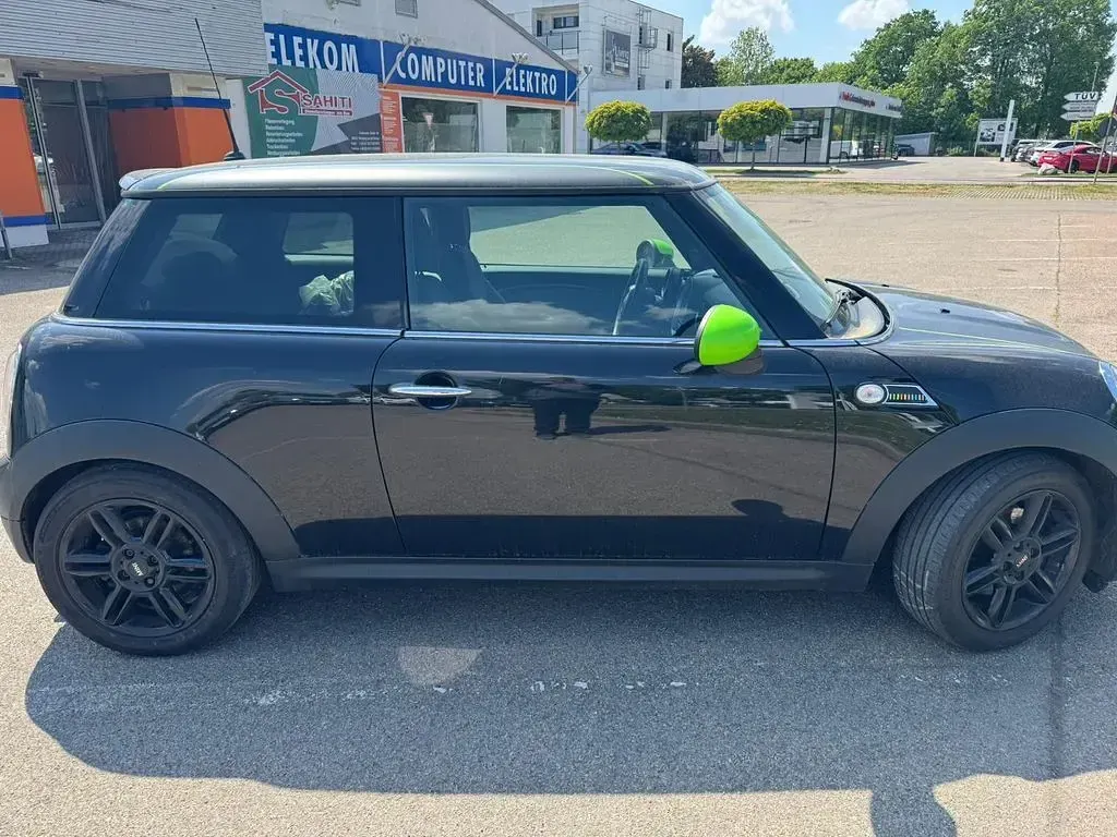 Gebraucht Mini Cooper Brick Lane 122 PS (89 kW) 2013 Schwarz Kleinwagen