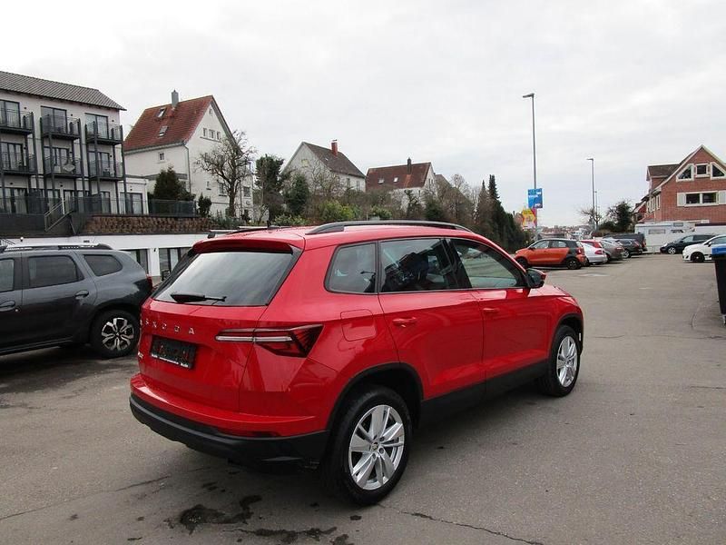 Gebraucht Skoda Karoq Ambition 116 PS (85 kW) 2022 Rot SUV