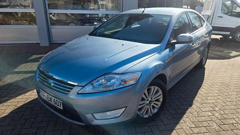 Gebraucht Ford Mondeo Ghia 145 PS (106 kW) 2007 Grau Limousine