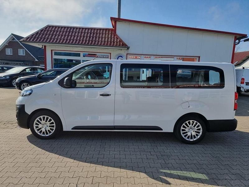 Gebraucht Opel Zafira Life Edition 177 PS (130 kW) 2023 Weiss Van / Kleinbus