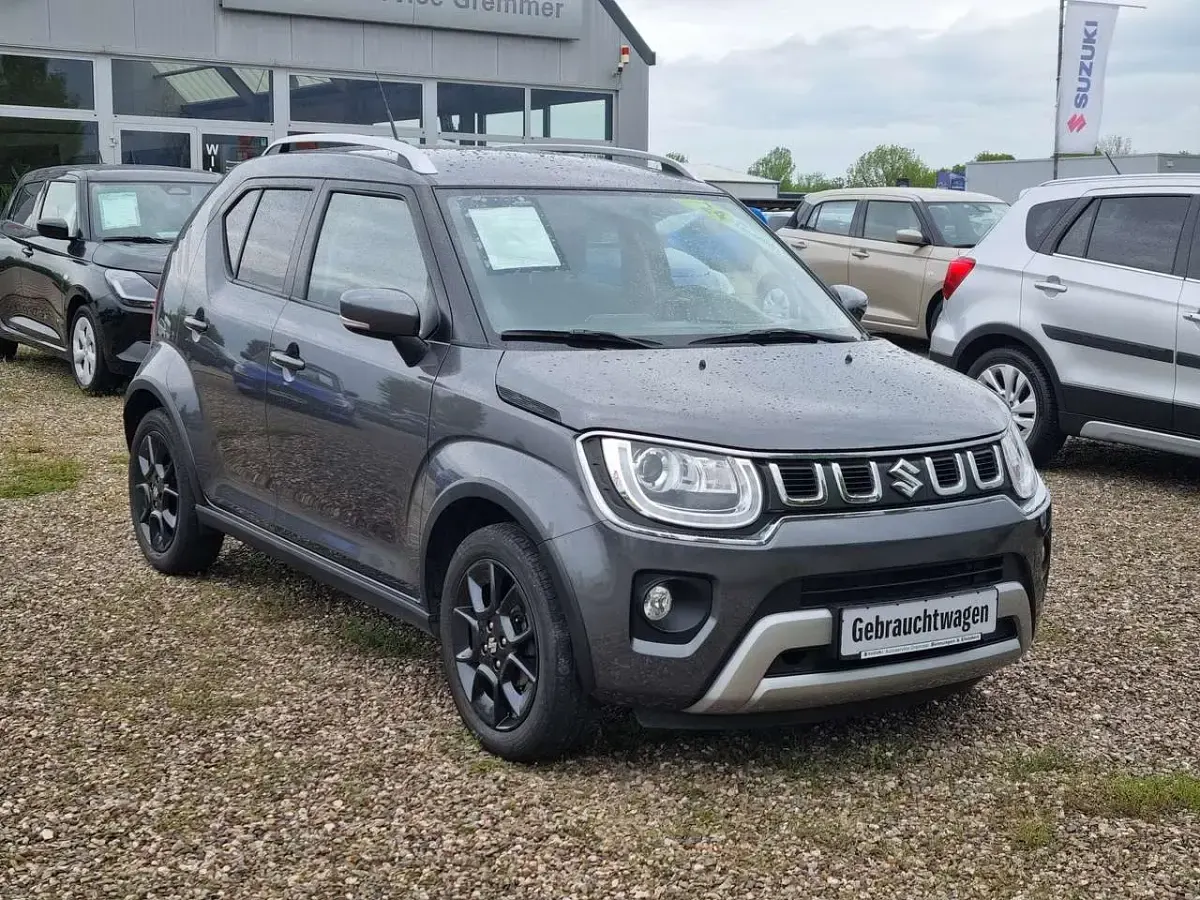 Gebraucht Suzuki Ignis Comfort+ 83 PS (61 kW) 2021 Mineral gray metallic SUV