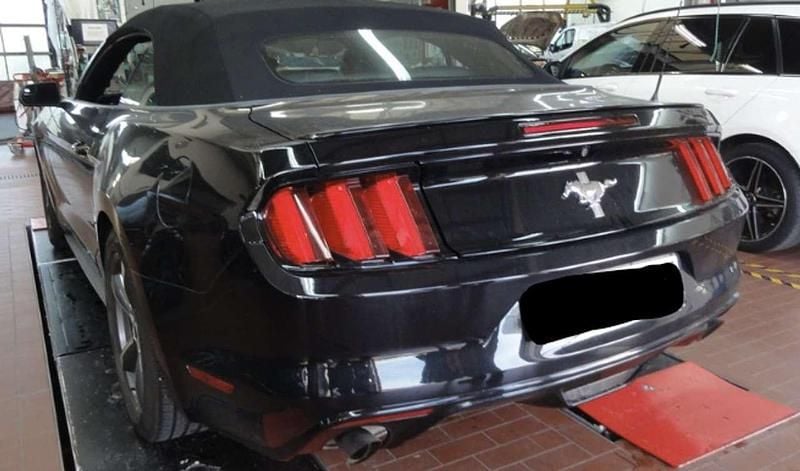 Gebraucht Ford Mustang 309 PS (227 kW) 2015 Schwarz Cabrio