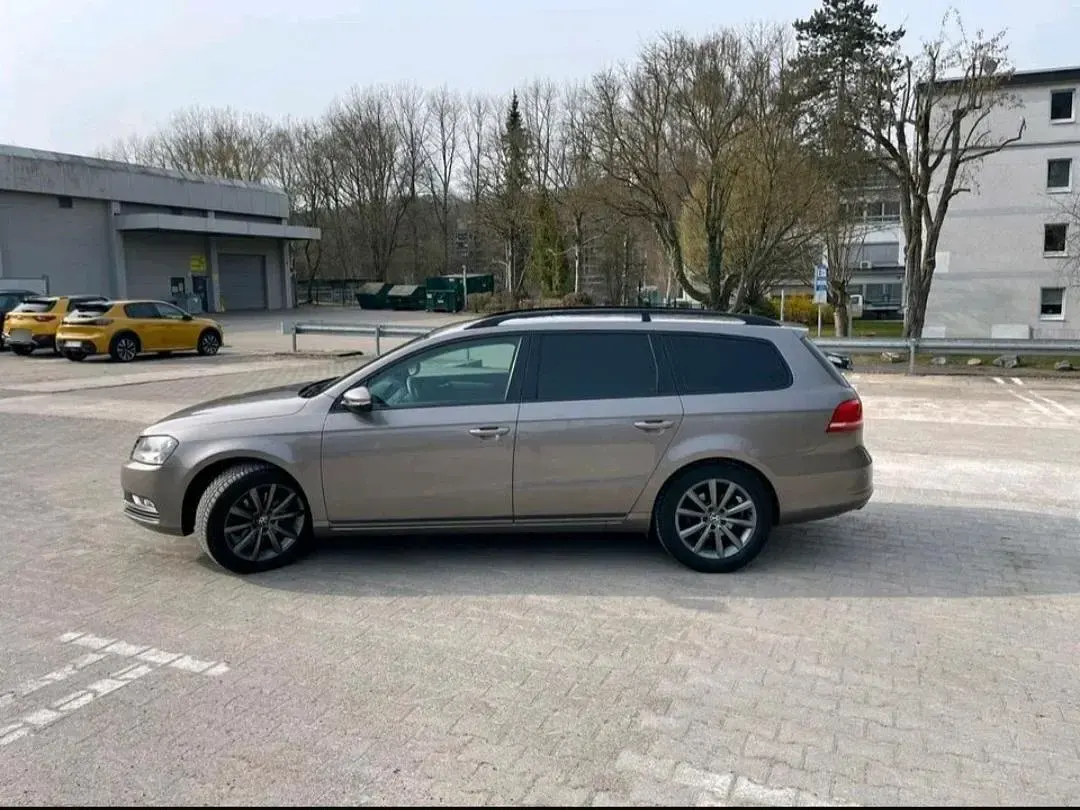 Gebraucht VW Passat 160 PS (117 kW) 2011 Andere farben Kombi