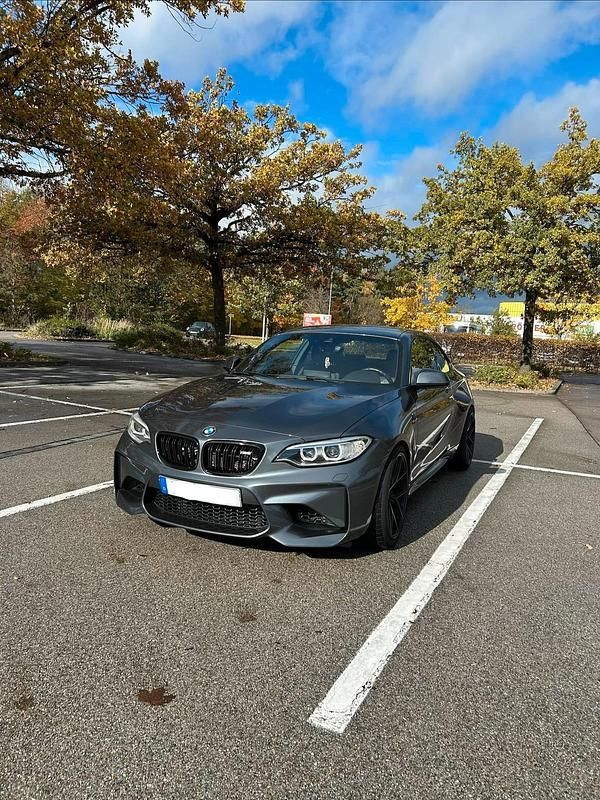 Grau Gebraucht 2017 BMW M2 Shadowline Coupé | 38.000 € (Superpreis) - Bild 1/4