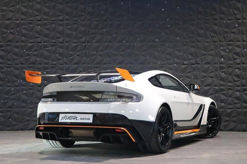 Gebraucht Aston Martin Vantage 604 PS (444 kW) 2016 Weiß Coupé