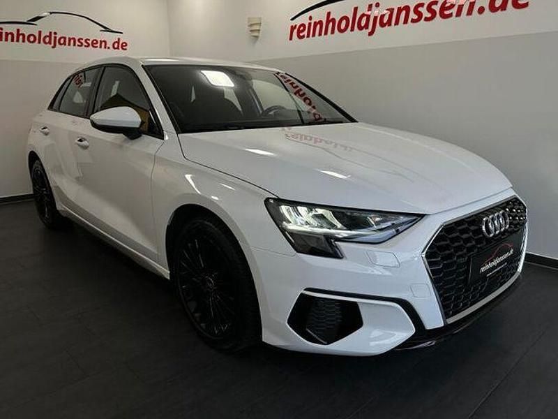 Andere Gebraucht 2023 Audi A3 Comfort Limousine | 25.990 € (Fairer Preis) - Bild 1/4