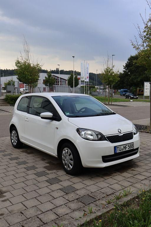Weiß Gebraucht 2014 Skoda Citigo Active Kleinwagen | 5.400 € (Guter Preis) - Bild 1/4