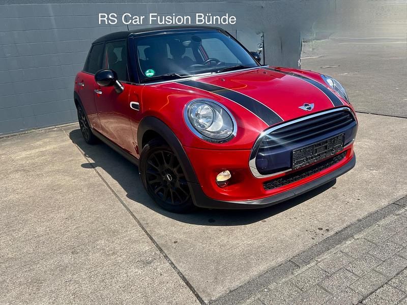 Gebraucht Mini Cooper Chili 136 PS (100 kW) 2016 Rot Kleinwagen