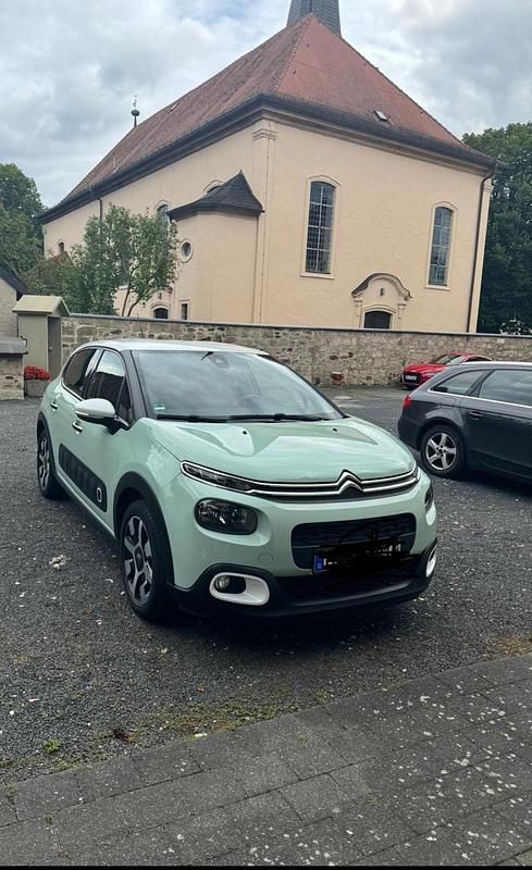 Grün Gebraucht 2018 Citroën C3 Kleinwagen | 8.300 € (Guter Preis) - Bild 1/4