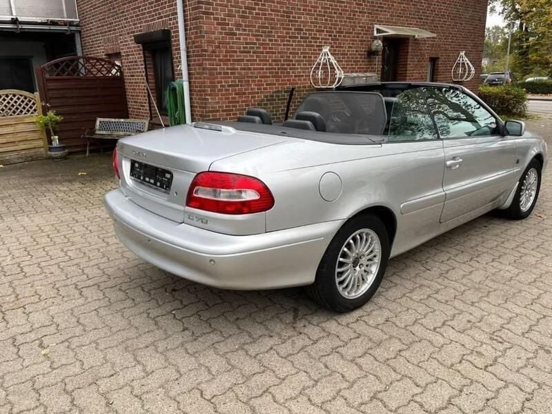 Używany Volvo C70 163 KM (119 kW) 2003 Srebrny Kabriolet