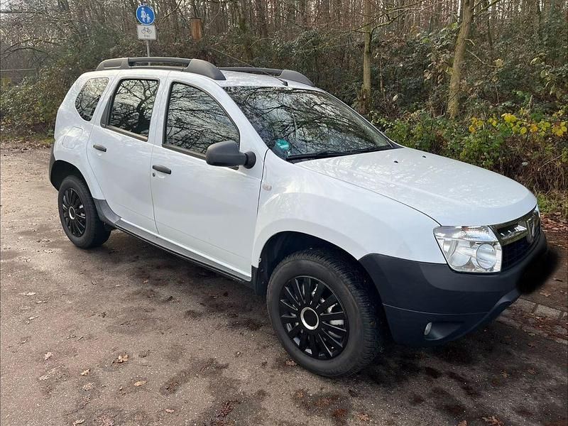 Weiß Gebraucht 2013 Dacia Duster SUV | 2.900 € (Fairer Preis) - Bild 1/4